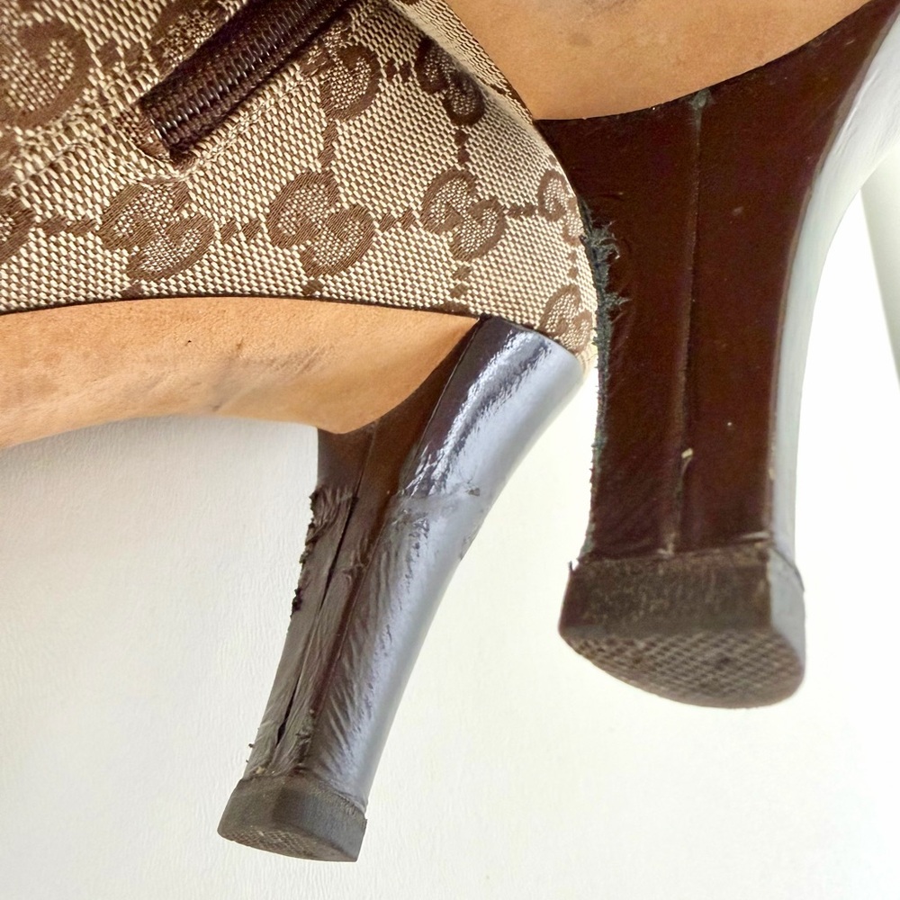 Gucci Beige Monogram Knee-High Heeled Boots - Picture 14 of 16